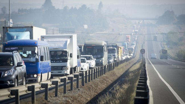 Implementan medidas de mitigación en carreteras ante recambio de veraneantes
