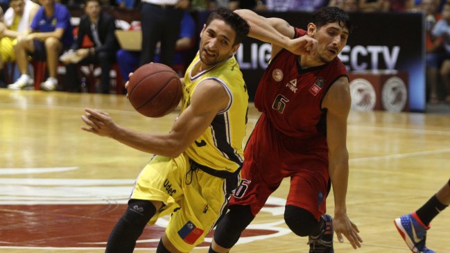 U. de Concepción aplastó a Los Leones y jugará la final de la Liga Nacional