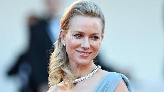 Naomi Watts se suma a 