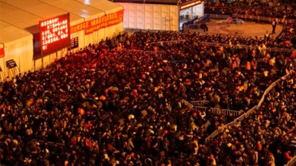  Colas de 100 mil personas por Año Nuevo en China  