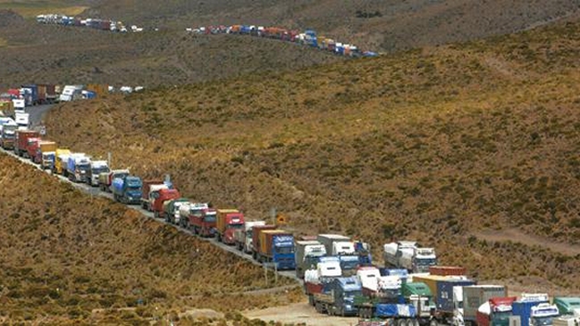 Las repercusiones en Chile del paro de camioneros en Bolivia