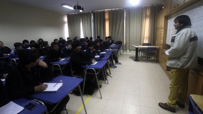 OCDE: Chile y Perú entre los 11 países con más desigualdad educativa