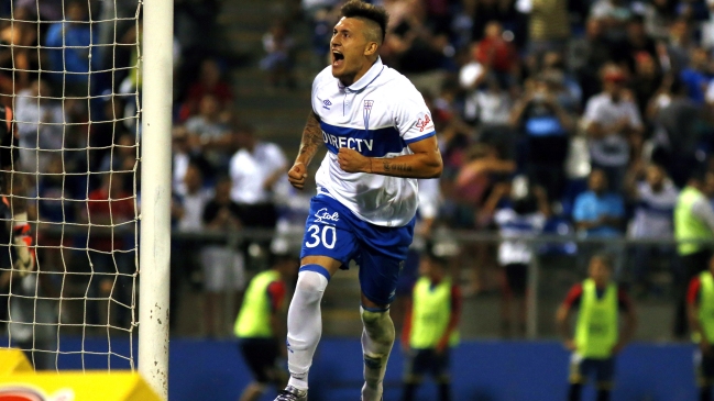 U. Católica mantuvo el liderato tras vencer en gran remontada a Unión Española