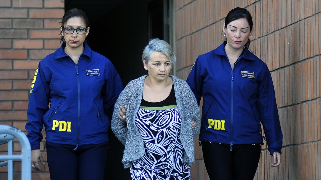 Pareja acusada de estafar a 35 hinchas quedó en prisión preventiva