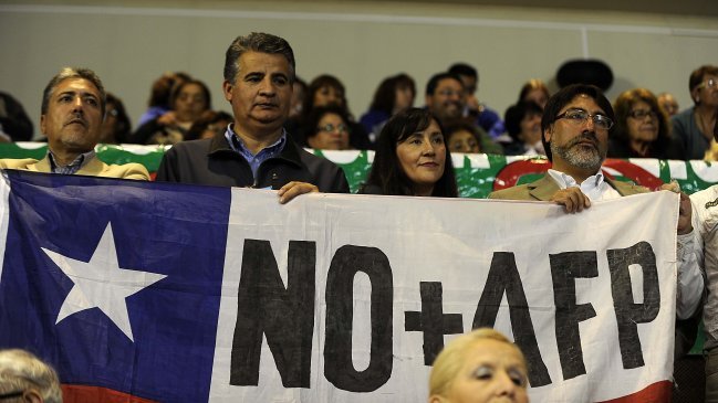 ¿Conviene cambiarse de fondo ante las pérdidas de las AFP?