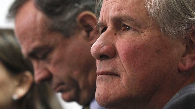 Senador DC le responde a Walker: 