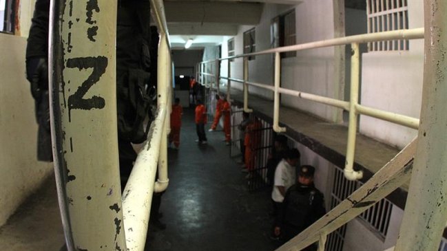 Al menos dos muertos dejó motín en cárcel de menores de Honduras