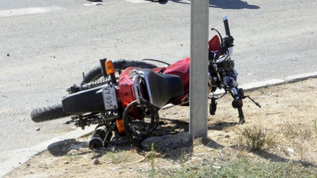 Muertos en accidente pasaron 16 horas en la vía pública: Carabineros no los vieron