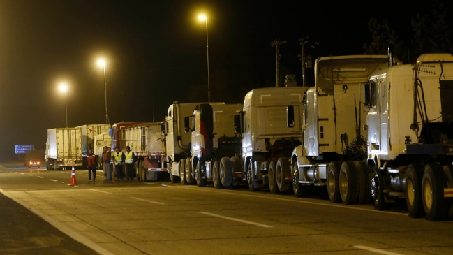 Camioneros: Jamás hemos llamado a no pagar los peajes