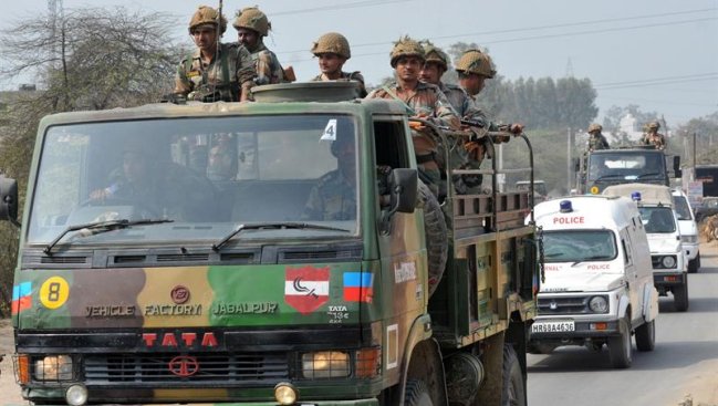 Al menos 10 muertos y 150 heridos en protestas contra discriminación en India