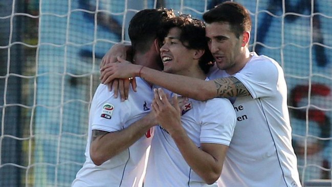 Matías Fernández y Mauricio Pinilla marcaron en triunfo de Fiorentina sobre Atalanta