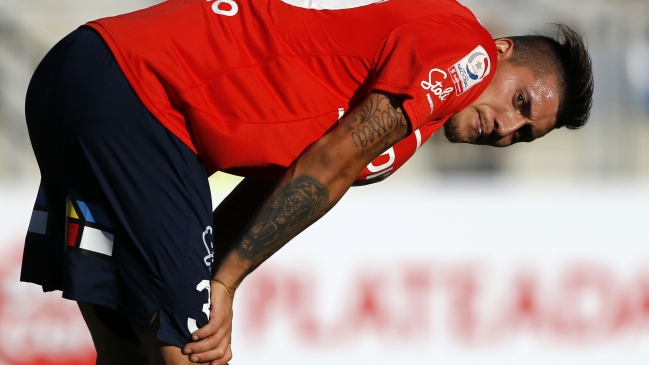 Nicolás Castillo será sometido a exámenes para determinar su período de baja en la UC