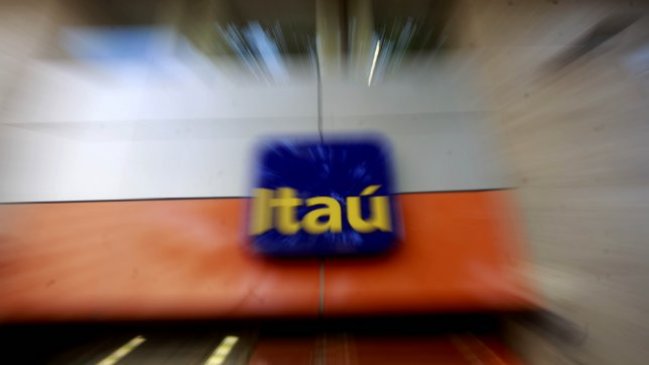Delincuentes asaltaron sucursal del Banco Itaú