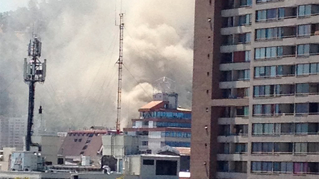 Bomberos trabaja para extinguir incendios en Patronato y San Diego