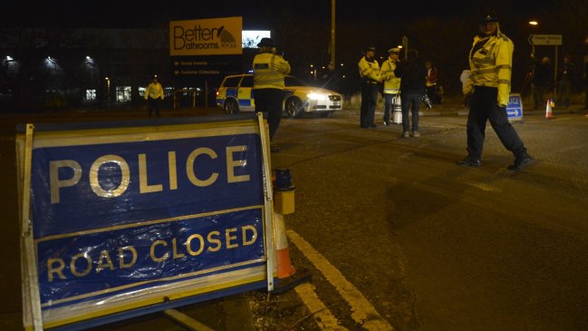 Inglaterra: Una persona murió y tres desaparecieron tras derrumbe de una central