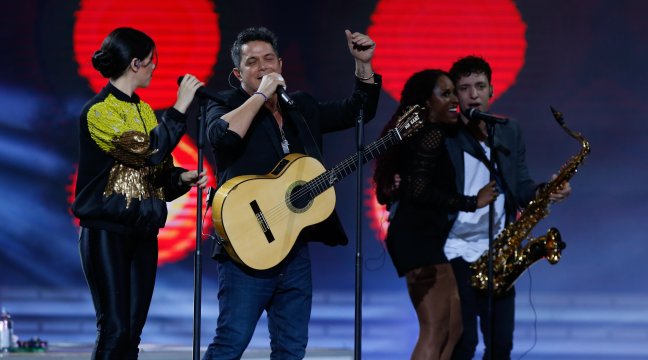 Mauricio Jürgensen: La actuación de Javiera Mena fue vergonzosa