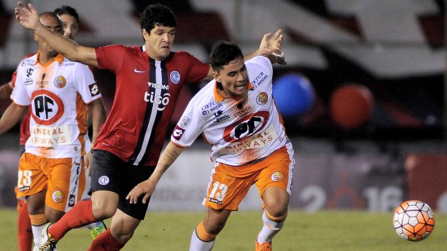Cobresal batalló ante Cerro Porteño, pero cayó en el Defensores del Chaco
