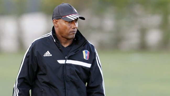 Noel Sanvicente: Hay mucho talento joven que tendremos ante Perú y Chile