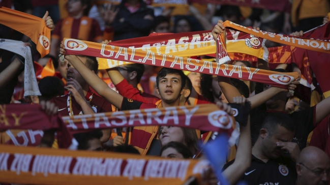 Galatasaray quedó excluido de las competencias europeas por una temporada