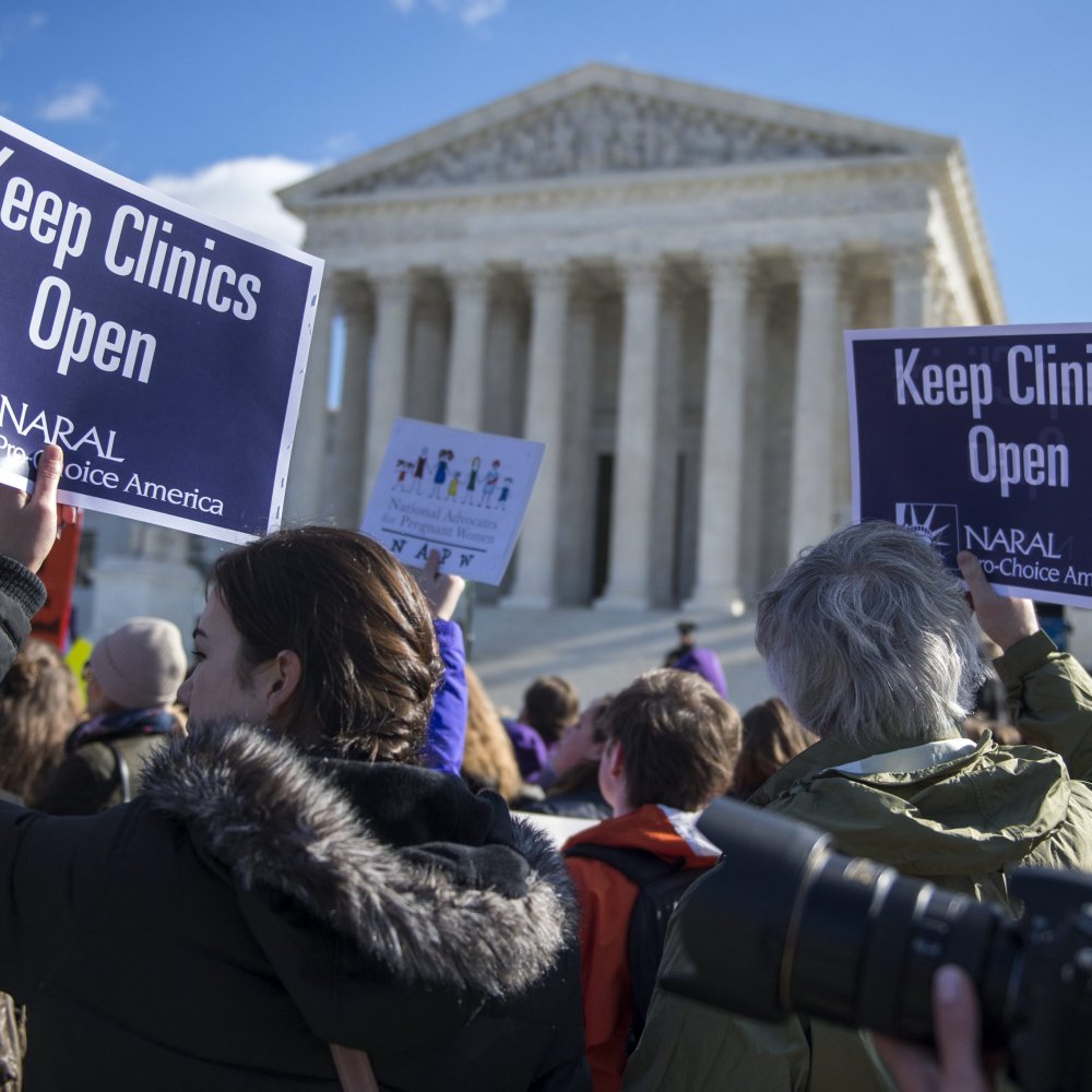 Corte Suprema de EE.UU. revisa el caso sobre el aborto más importante en 20 años