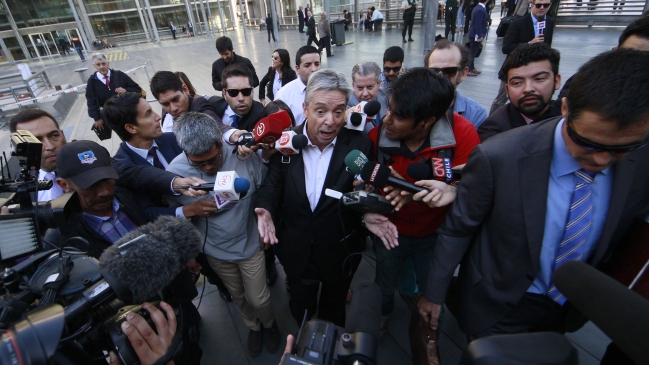 Caso SQM: Carlos Ominami quedó con arraigo nacional
