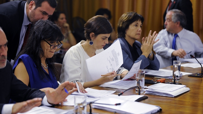 Los pasos que faltan al proyecto sobre aborto en la Cámara Baja tras aprobarse en comisión