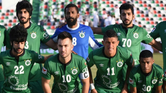 Carlos Villanueva fue expulsado en caída de Al Shabab