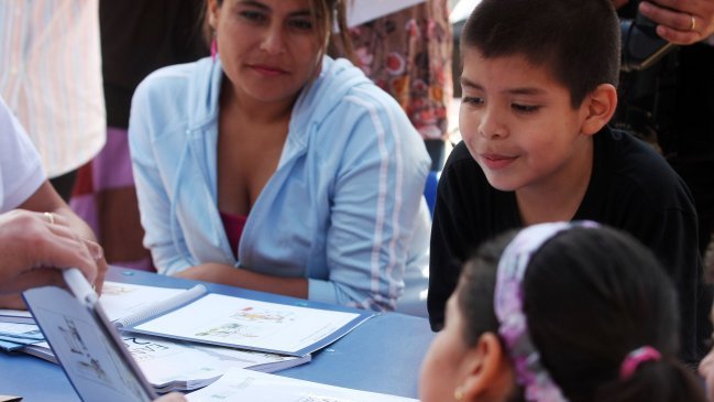 A uno de cada tres apoderados le cuesta comprender las tareas que le dan a sus hijos