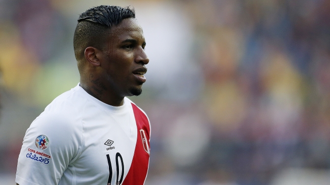 Perú prepara el duelo ante Venezuela con Jefferson Farfán y jugadores locales