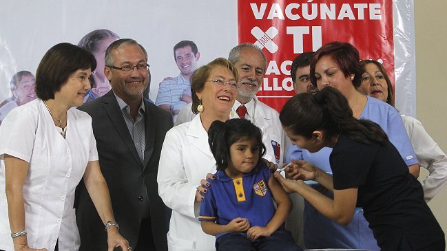 Minsal reiteró seguridad de las vacunas en inicio de campaña anti influenza