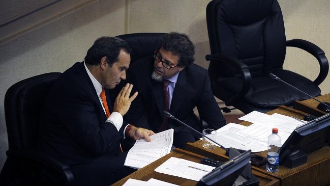 Propuestas de Ricardo Lagos Weber generan debate en el Congreso