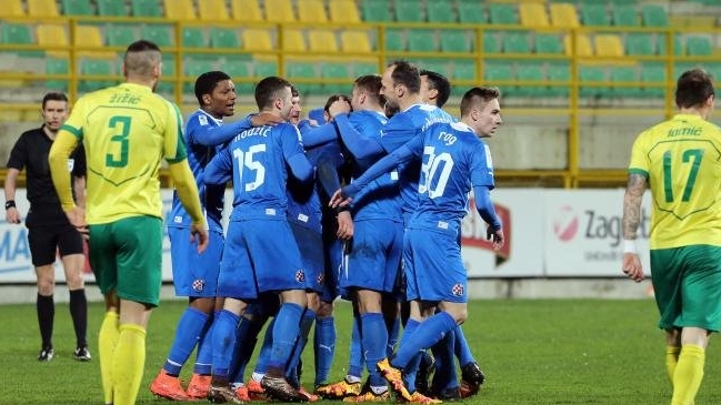 Fernandes y Henríquez jugaron en triunfo de Dinamo por Copa Croacia