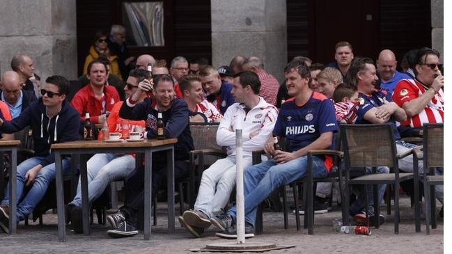 Hinchas de PSV quedarán este jueves a disposición de la justicia española