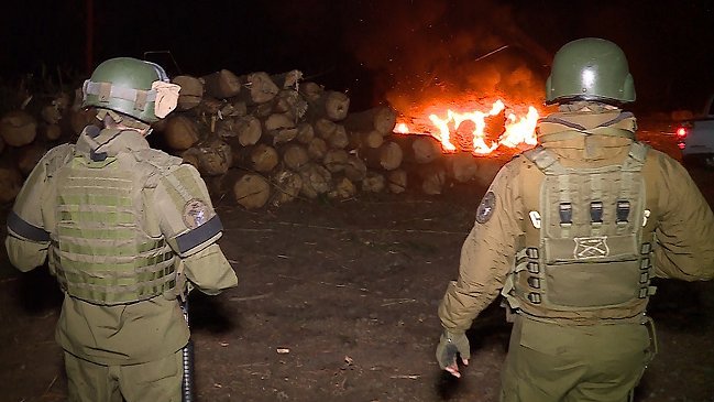 Mil carabineros combaten la violencia rural en el sur de Chile