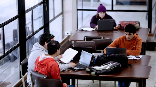 Rectores y estudiantes cuestionaron retroceso en porcentaje de gratuidad
