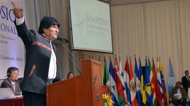  Morales pidió reunión de Unasur para defender a Rousseff  