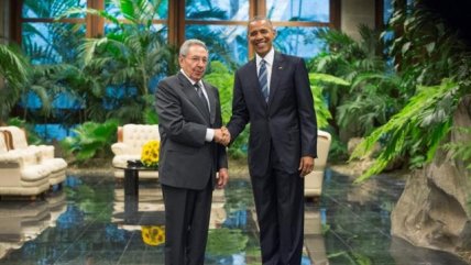   Raúl Castro recibió a Barack Obama en el Palacio de la Revolución 