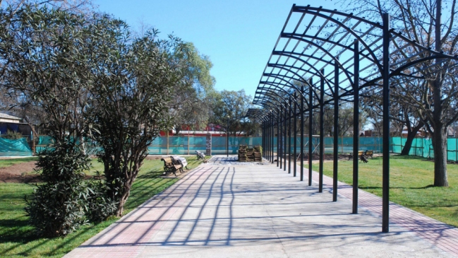 Bienes Nacionales denunció que Plaza de Armas de Paine pertenece CEMA Chile