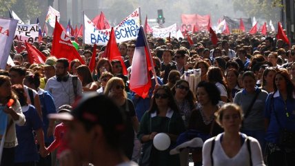  La concurrida marcha de la CUT en Santiago 