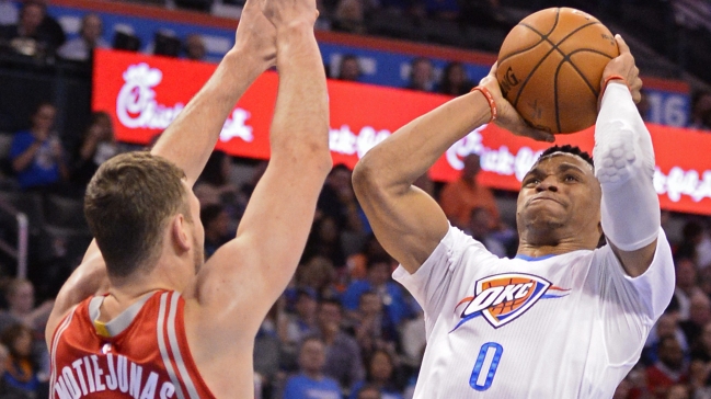 Russell Westbrook tuvo estelar actuación en triunfo de Oklahoma