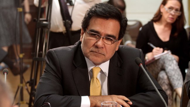 Director SII desestimó críticas por falta de querellas hacia personeros oficialistas