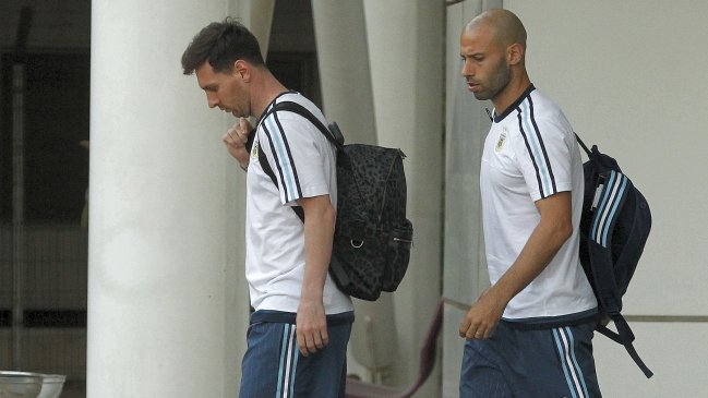 Argentina arribó a Santiago para enfrentar a Chile por las Clasificatorias