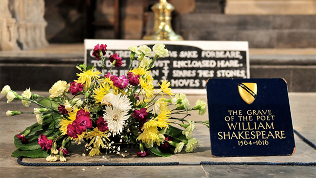  Arqueólogos creen que el cráneo de Shakespeare fue robado  