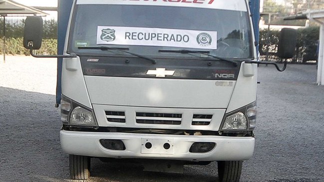 Carabineros detuvo a sospechoso por robo de tres camiones con botellas de vino