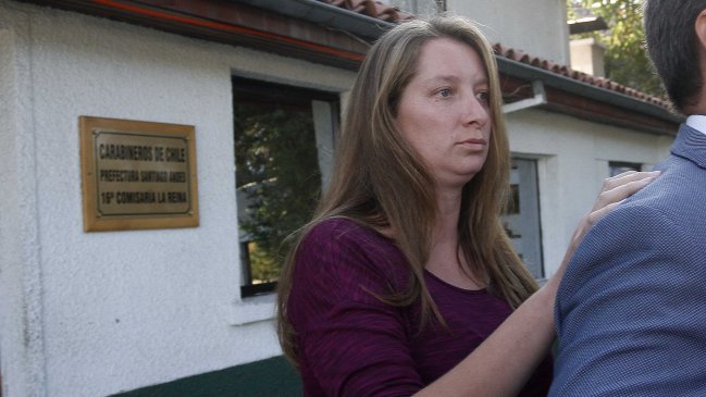 Natalia Compagnon firmó por segunda vez en comisaría de La Reina