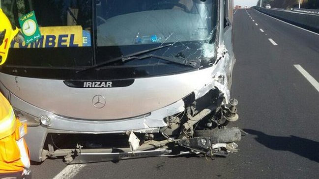 Choque entre bus y vehículo menor dejó al menos dos fallecidos en Concepción