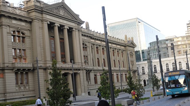 Fisco pagará casi 2.000 millones en indemnizaciones a ex presos políticos