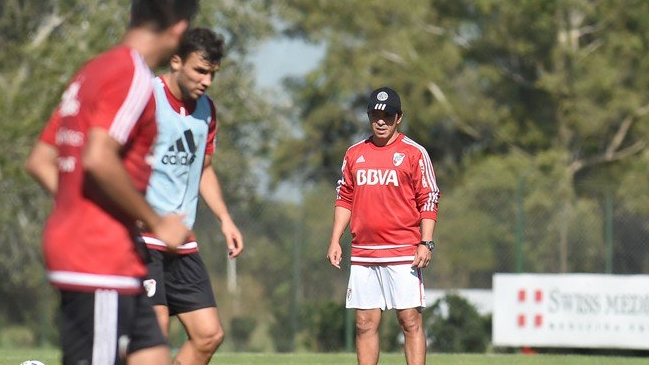 Nueve jugadores de River Plate sufrieron trastornos gástricos tras visita a Uruguay