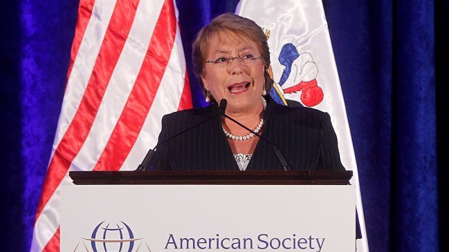 Bachelet llamó a no 