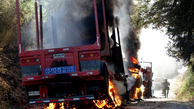 Ataque incendiario afectó a maquinaria agrícola en Padre Las Casas